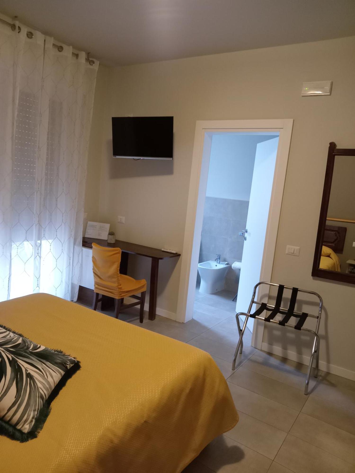 Il Trovatore Rooms Parma Kültér fotó